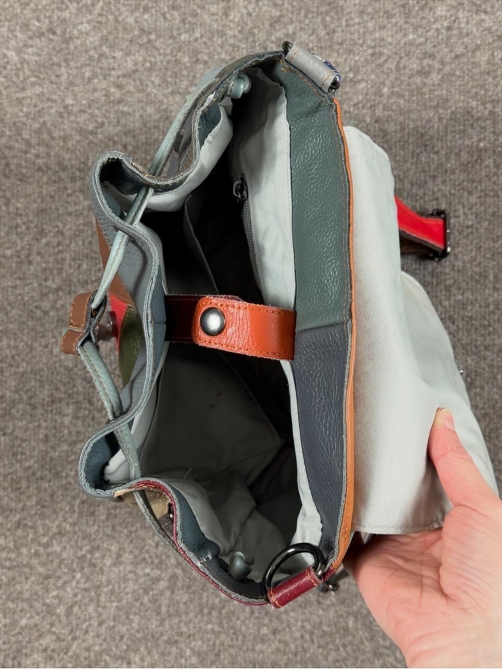 Backpack - Picture 10 of 12